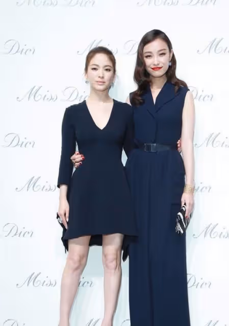 中韓女星同框爭艷圖鑑:熱巴、娜扎驚艷,宋慧喬、全智賢輸慘了
