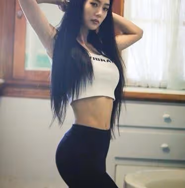 讓人喜歡的容顏:英國有赫本,韓國有克拉拉,中國有她就行