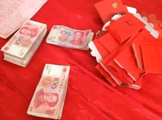 岳母逼女婿給兒子買房,女婿拒絕她大罵:當初不該只要20萬彩禮
