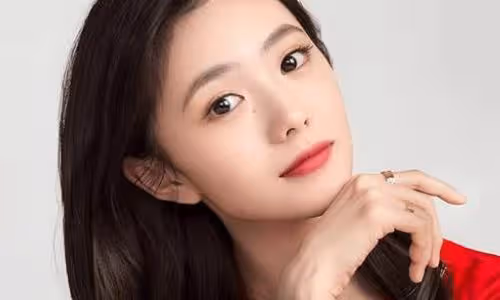 謀女郎劉浩存真實年齡多大 她被王一博追過是真的嗎