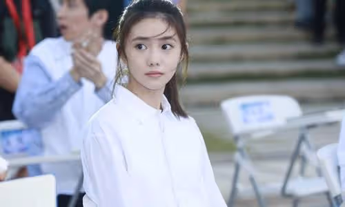 謀女郎劉浩存真實年齡多大 她被王一博追過是真的嗎