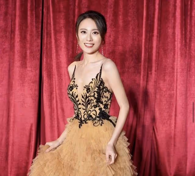 遺憾!TVB最上鏡港姐王菲宣布分手,與圈外初戀男友結束6年戀情