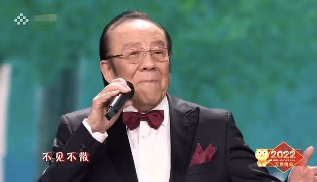 央視元宵晚會6大看點!馬凡舒口紅色號火了,金晨毛曉彤同台比美