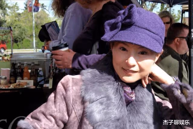 退圈後嫁豪門，被曝出軌乾兒子的她，56歲仍未婚