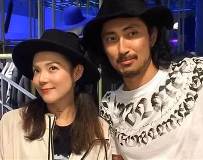 女星自曝產後被日本老公提離婚,不禁崩潰大哭,覺得對不起兒子