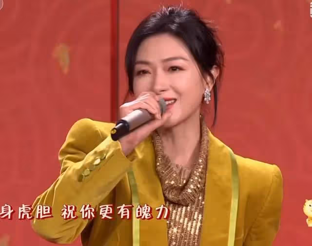 馬凡舒驚艷全場,張小斐美上熱搜,都比不過這群「鏗鏘玫瑰」