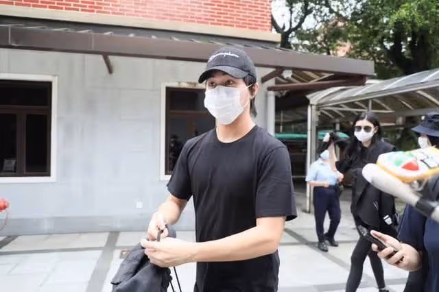 賭王頭七追悼會排場大，四房齊聚顯哀思，誰最愛賭王卻是一目了然