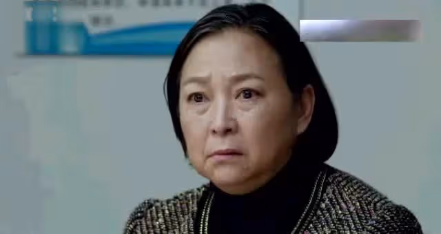 小叔結婚俺出五萬,他買房俺拿十萬,婆婆狂甩耳光,說句話蒙住