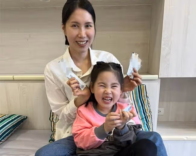 38歲抗癌女星余苑綺病情惡化,4歲女兒偷偷掉眼淚,直言討厭醫院