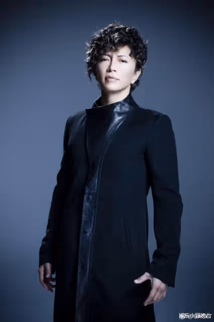 日本歌手「GACKT」被曝出軌女粉，她的丈夫考慮要對他進行提告