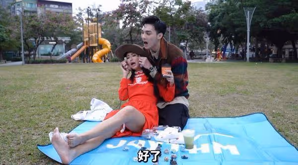 薔薔公園約會「偶像級男星」呻吟聲超大!過程全被拍:有點暈了