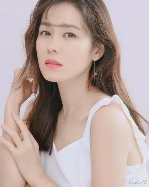 39歲孫藝珍,柔情似水楚楚動人,有顏值有演技的優質女神
