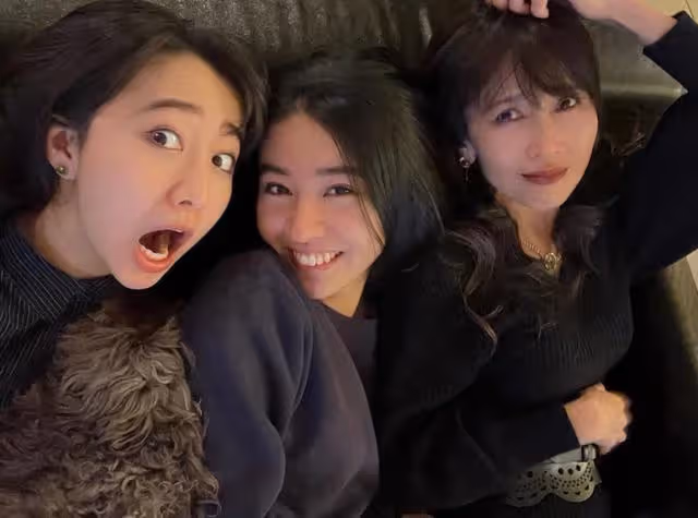 木村拓哉孤身一人遛狗,網友:是不是嫌妻女熱衷曬圖出門躲清靜?