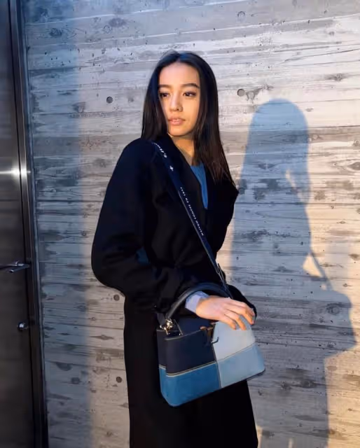 木村拓哉孤身一人遛狗,網友:是不是嫌妻女熱衷曬圖出門躲清靜?