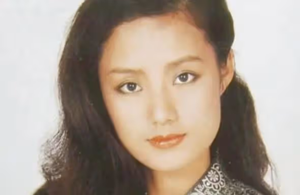 頂流三姐張美姬：被總統一眼相中，後遭第一夫人摘掉子宮逃亡國外