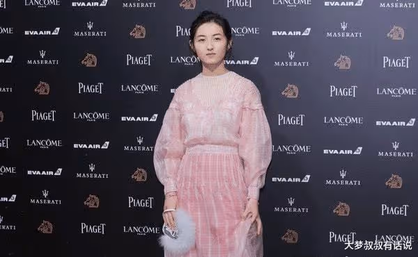 20歲焉栩嘉情人節帶女回家過夜！　網驚認「國民妹妹」張子楓崩潰