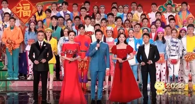 央視元宵晚會收視奪冠:王亞平太空彈琴,女足合唱成收視「王炸」