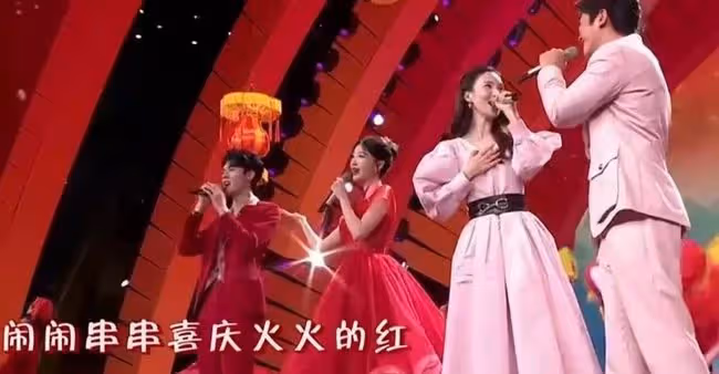央視元宵晚會收視奪冠：王亞平太空彈琴，女足合唱成收視「王炸」