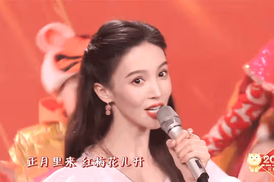 央視元宵晚會收視奪冠：王亞平太空彈琴，女足合唱成收視「王炸」