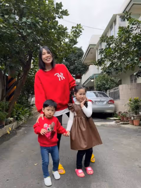 38歲患癌女星病情加重！媽媽崩潰願以命換命，4歲女兒對牆偷落淚