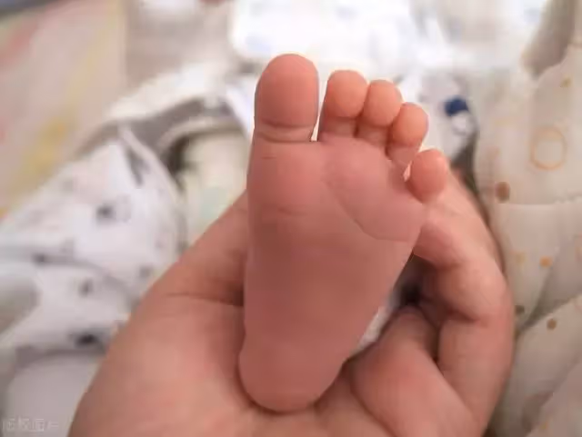 「對不起打擾你們一家聊天了!」嫂子:融不進的婆家,別硬擠