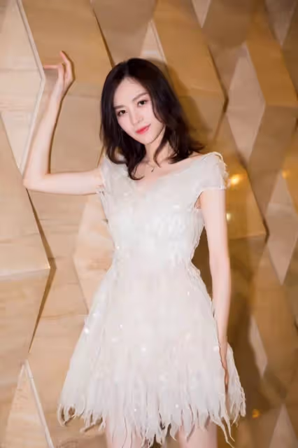 31歲女星怒懟韓國隊冬奧犯規!中英韓三國語言齊發,曾是北大校花