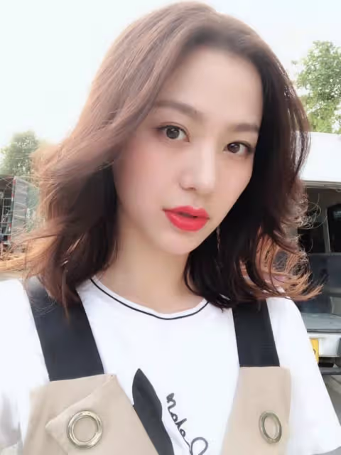 31歲女星怒懟韓國隊冬奧犯規!中英韓三國語言齊發,曾是北大校花