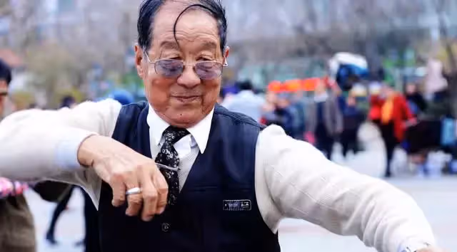 晚年不孤獨!63歲單身老人坦言:請個住家保姆有償陪伴「比找再婚老伴更省心」 生活更自由