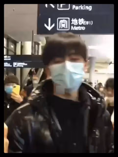 張子楓緋聞男友風波後首現身,在機場大發脾氣,當場黑臉教訓路人