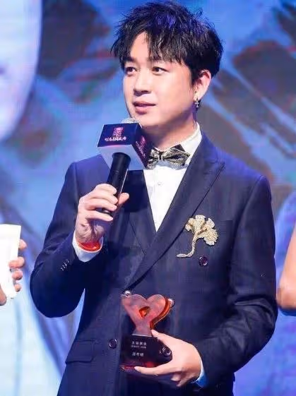 潘粵明:受不了董潔的出軌和惡毒,不再相信婚姻,餘生我自己過