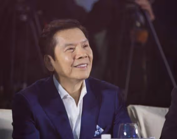 向華強:陳嵐是我摯愛,李小龍死在我前妻的床上,我們還是一家人