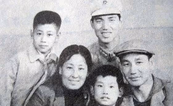 《小兵張嘎》背後辛酸：老羅叔因嘎子去世後，妻子獨自帶大3個娃