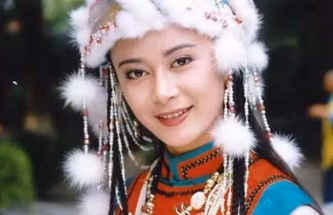 《還珠格格》開播24年，沒吃到紅利的演員們，如今怎麼樣了？