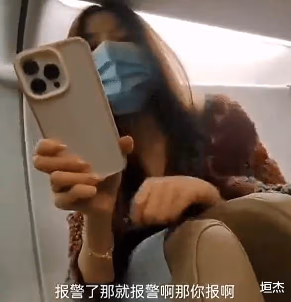 直播間嘲諷殘疾老奶奶,硬剛王思聰的孫一寧,如今自曝被性騷擾?
