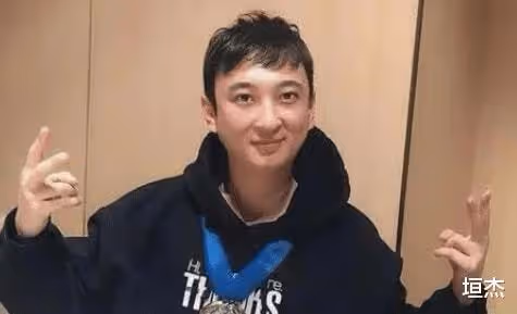 直播間嘲諷殘疾老奶奶,硬剛王思聰的孫一寧,如今自曝被性騷擾?