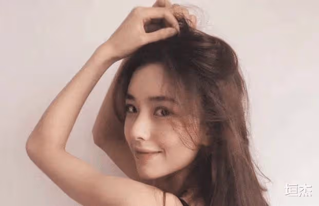 直播間嘲諷殘疾老奶奶,硬剛王思聰的孫一寧,如今自曝被性騷擾?