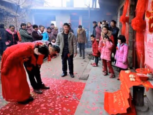 我生病住院,兒子兒媳讓我拿養老錢看病,老公給了兒子一巴掌