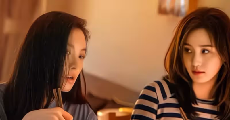 「春節拜年時，姑姑問我工資多少，剛想說2萬4，我媽打斷說三千」
