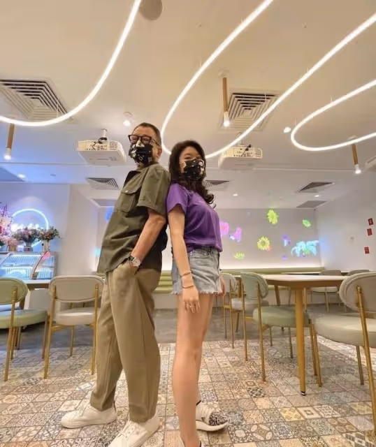 寵女!TVB離巢戲骨許紹雄再出700萬助女兒開分店,上一家店未回本