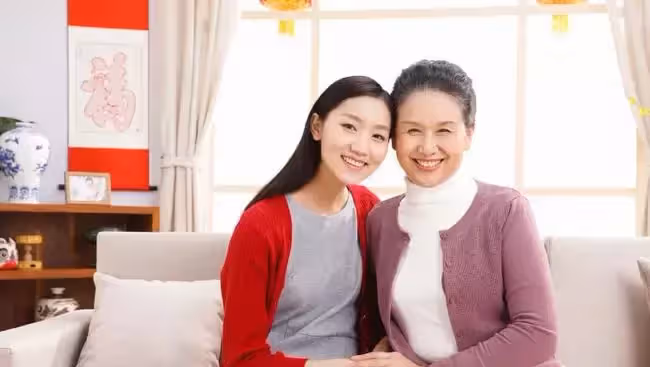 養了30年的繼女,給自己上了一堂課,老人:疼好自己的娃才是王道