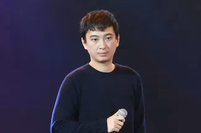 王思聰被曝與網紅慎婕分手!帶新歡挽手逛街,前任曾盼感情長久