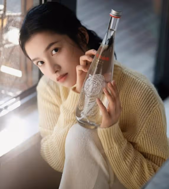 娛樂記憶 | 誰說我只會穿校服 讓你看看我輕舞飛揚 張婧儀
