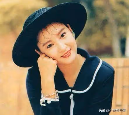 李莫愁雪梨的女兒，35歲Erica顏值高到犯規，盛世美顏驚艷眾人