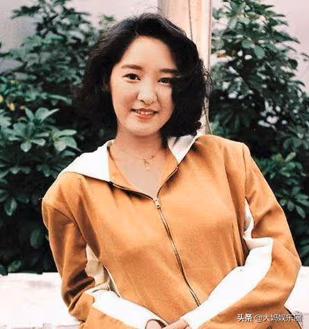 李莫愁雪梨的女兒，35歲Erica顏值高到犯規，盛世美顏驚艷眾人