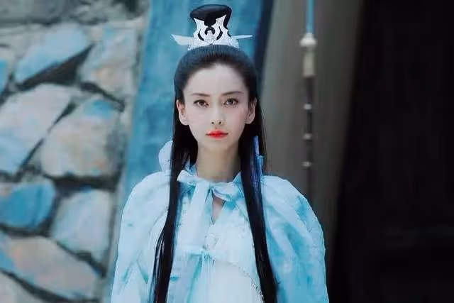 演員天價合同被叫停!網友叫好明星神傷,這款遊戲卻成最大贏家