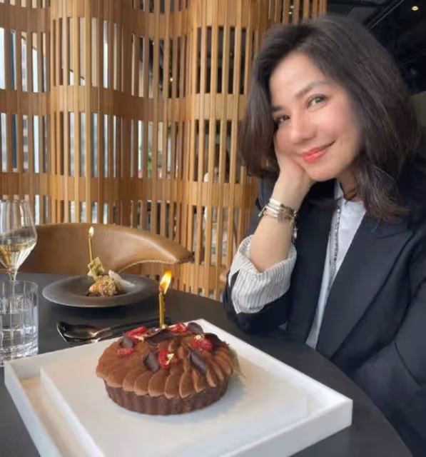 魅力不減!62歲鍾楚紅近況曝光,臉上已有明顯皺紋但仍崇尚健康美