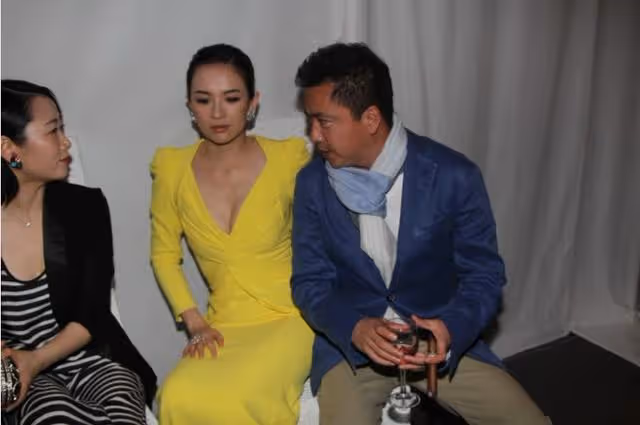 王中磊:孤身到重慶結婚,20年後請數百位明星補辦豪華婚宴