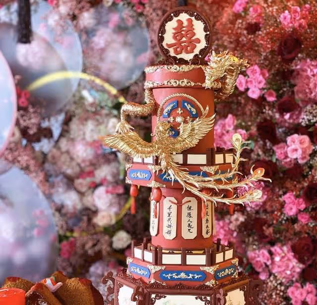 何猷君前任二婚出嫁太風光!收千萬元聘禮擺滿屋,現場奢華如宮殿