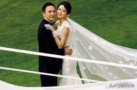 從交際花到百億貴婦,玉女胡靜在《人民的名義》中的高小琴形象
