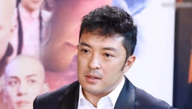 富大龍:最低調影帝,三度擔任金雞獎評委!如今被嘲是三線演員